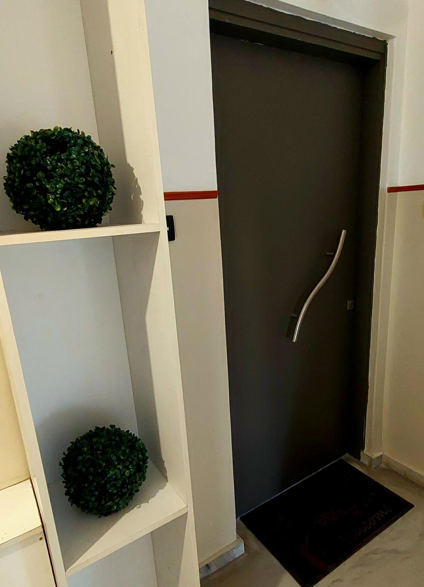 Sky View Suite Серес Екстериор снимка