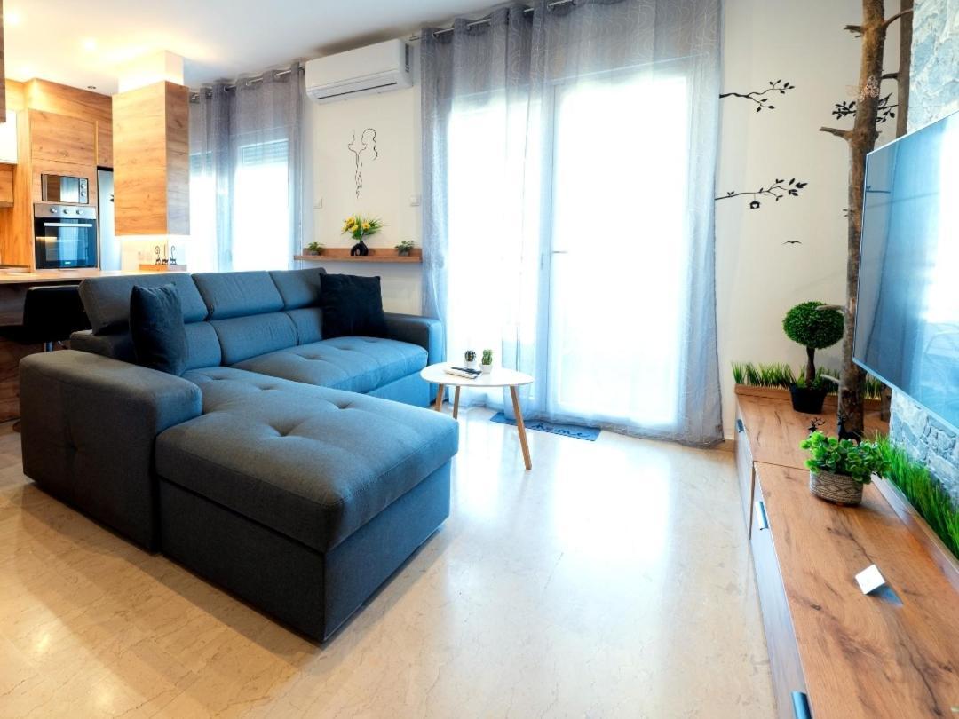 Sky View Suite Серес Екстериор снимка