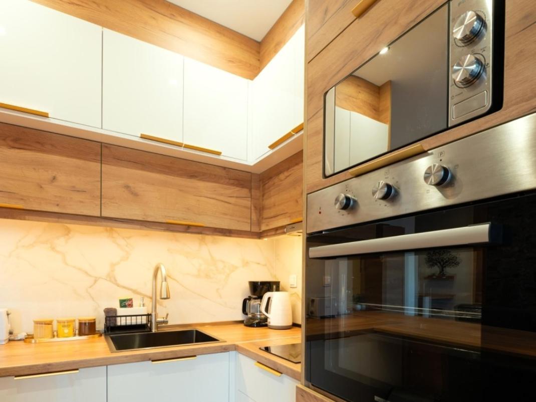 Sky View Suite Серес Екстериор снимка