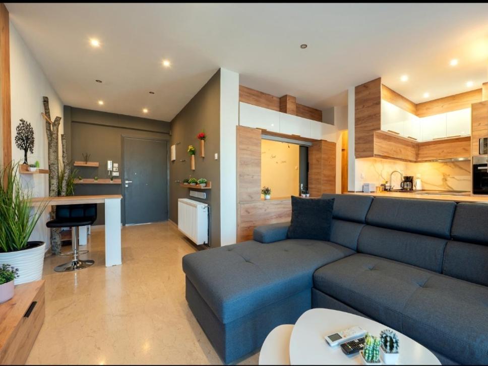 Sky View Suite Серес Екстериор снимка